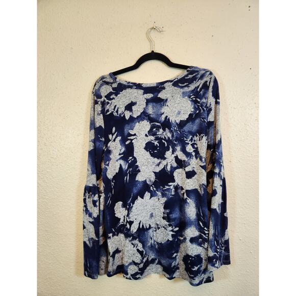 Simply Vera Vera Wang Women's Blue Floral Scoop Neck Pullover Sweater Size Large - Picture 3 of 7